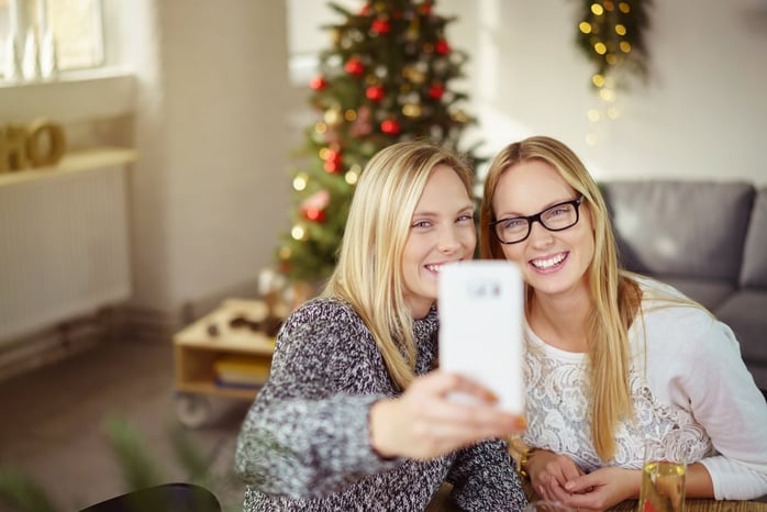 3 Ways to Connect With Loved Ones When You Can’t Be There in Person